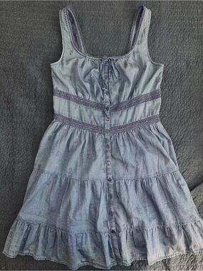 Women’s cotton minidress Blue Chambray embroidered flowers Button-Front Dress